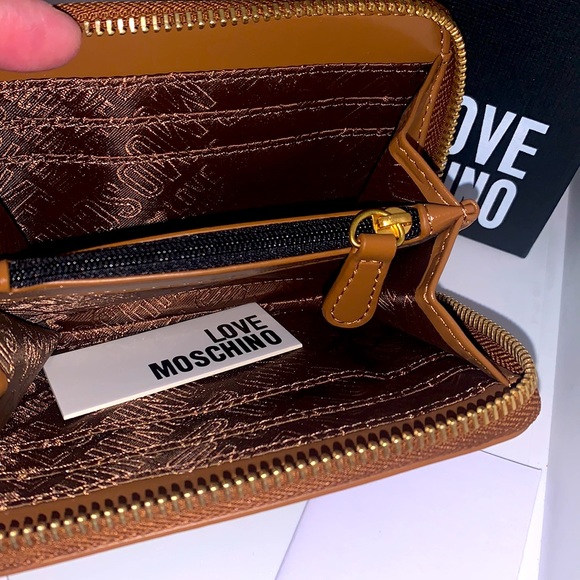 NWT Love Moschino Leather Wallet - Picture 5 of 7